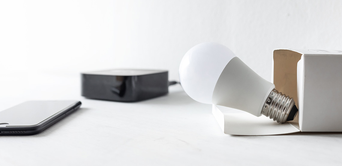 a smart light bulb kit